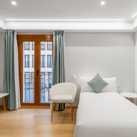 Odyssey Rooms Alicante Luaran gambar