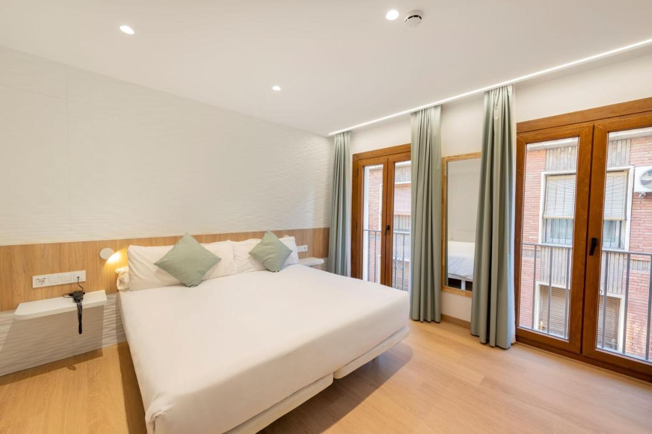 Odyssey Rooms Alicante Luaran gambar