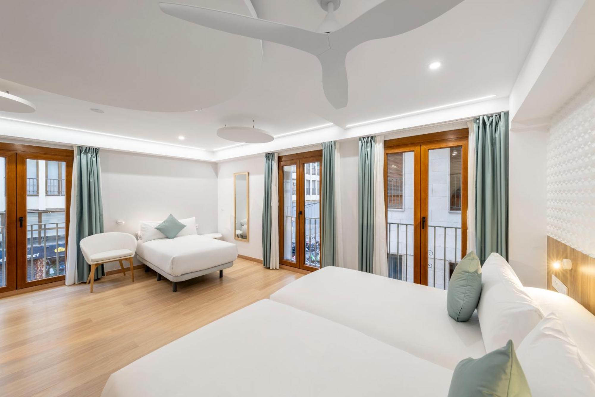 Odyssey Rooms Alicante Luaran gambar