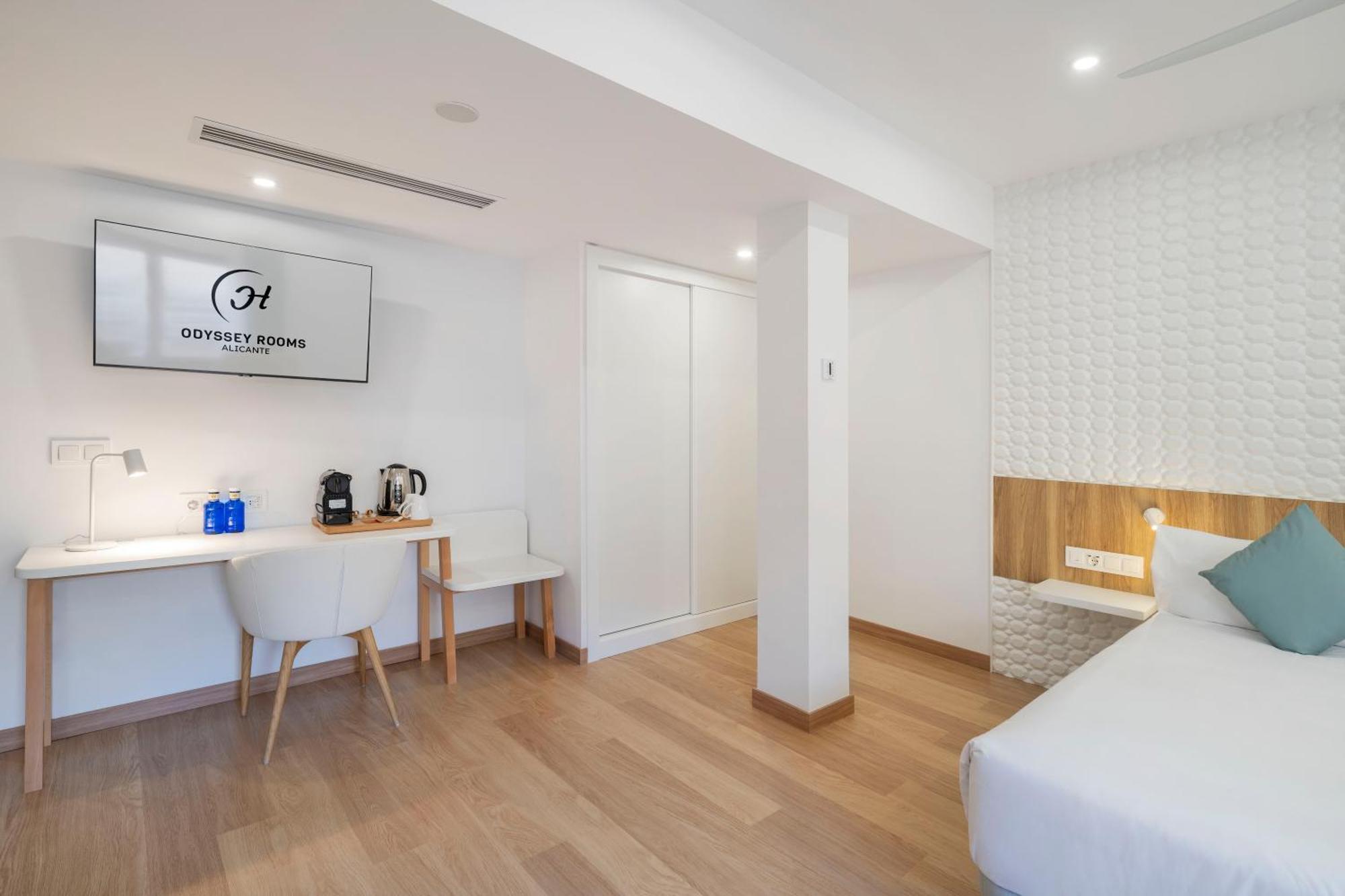 Odyssey Rooms Alicante Luaran gambar