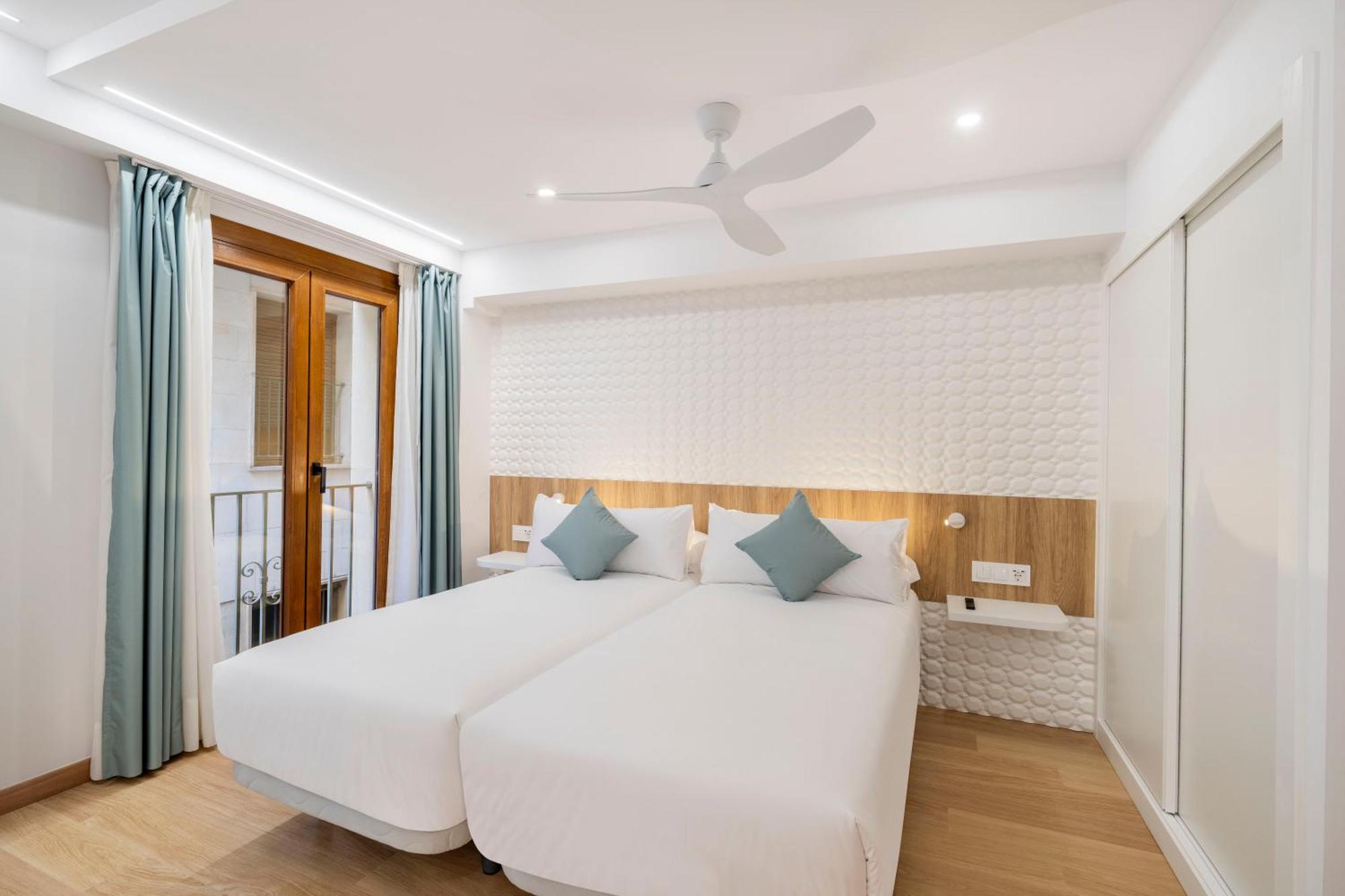 Odyssey Rooms Alicante Luaran gambar