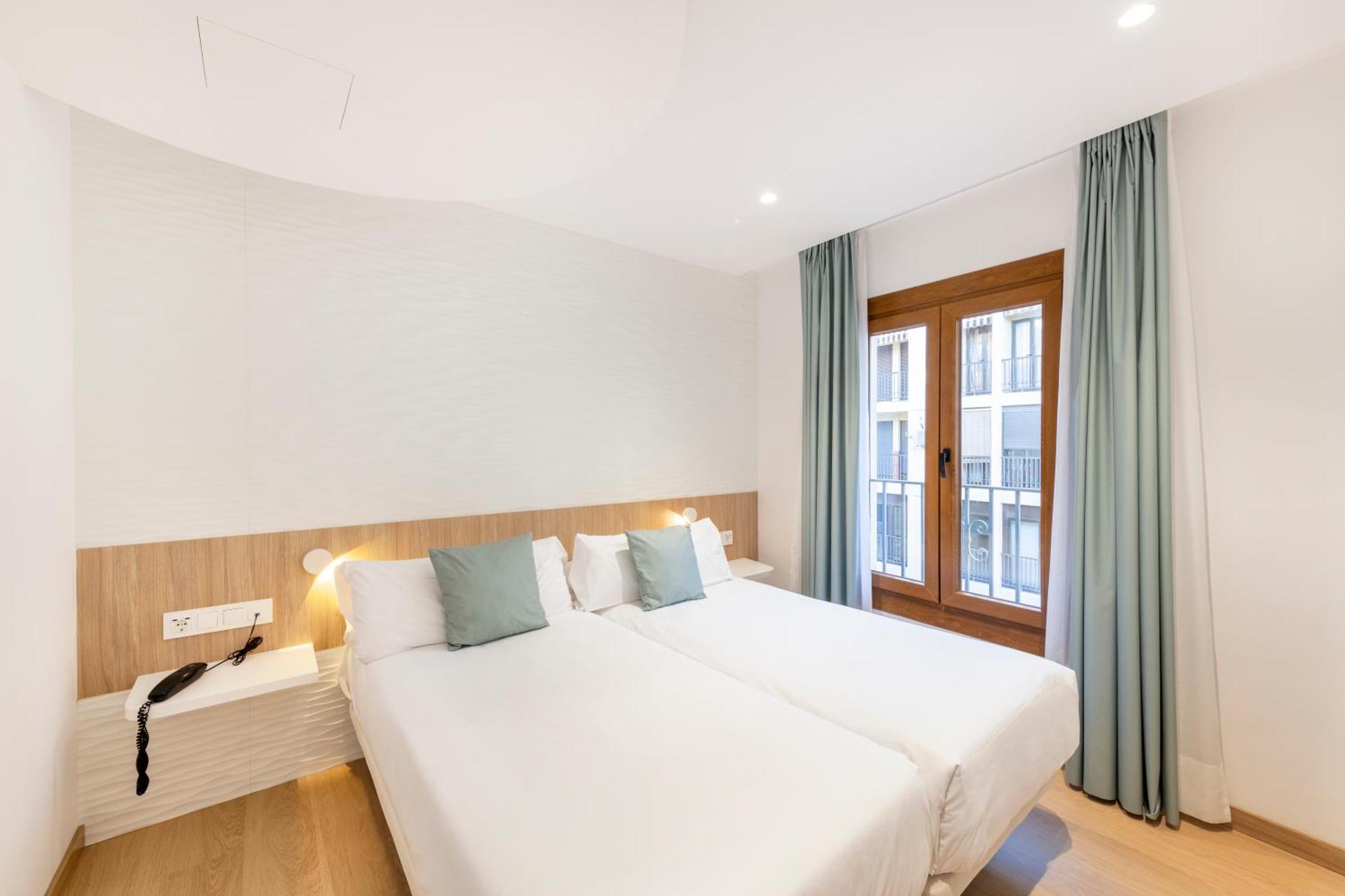 Odyssey Rooms Alicante Luaran gambar